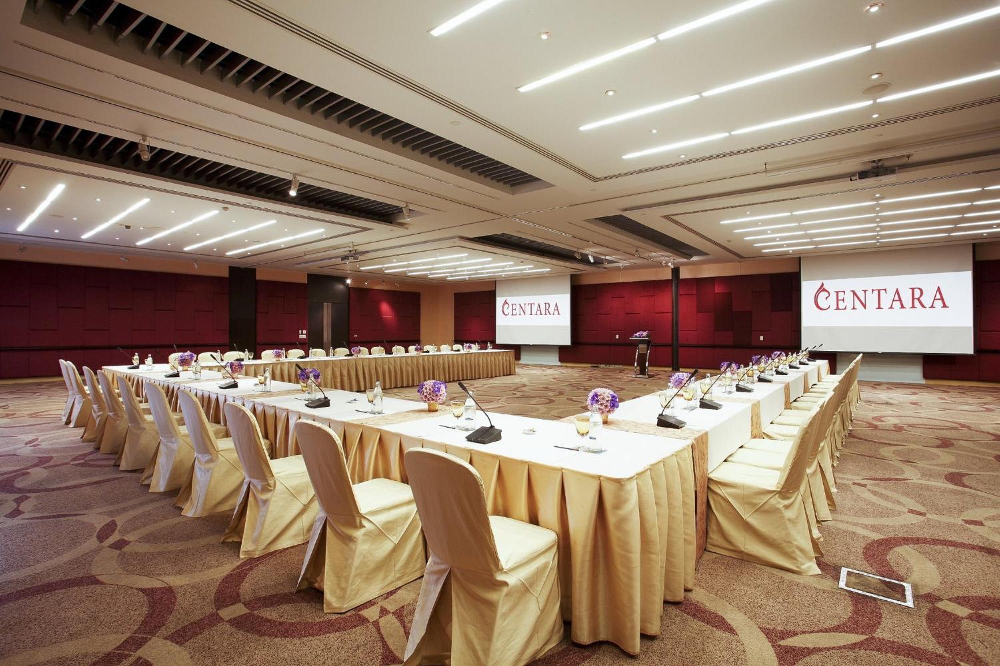 Centara Grand At Centralworld Bangkok Dış mekan fotoğraf Centara Grand Ballroom